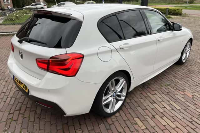 BMW 1-Serie (2015) thumbnail 4