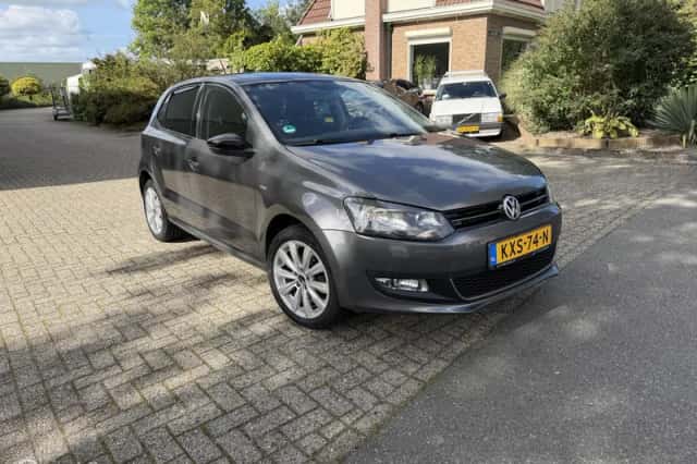 Volkswagen Polo (2013) thumbnail 5