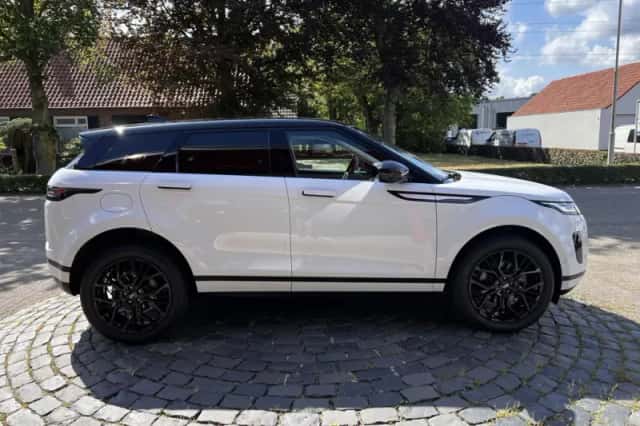 Land Rover Range Rover Evoque (2026) thumbnail 6