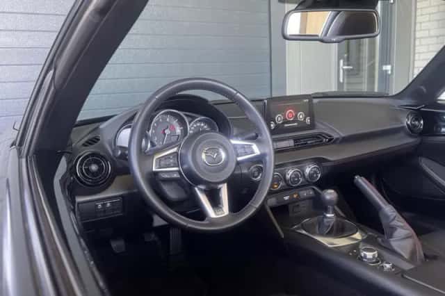 Mazda MX-5 (2026) thumbnail 3