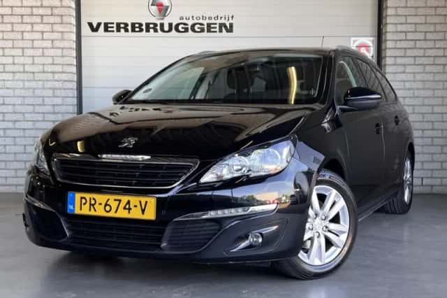 Peugeot 308 (2017) thumbnail 1