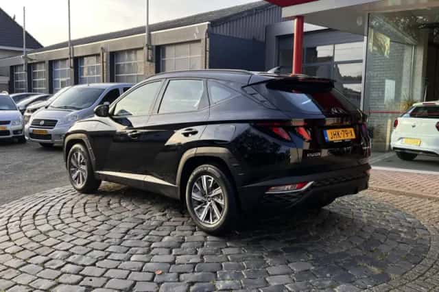 Hyundai Tucson (2021) thumbnail 5