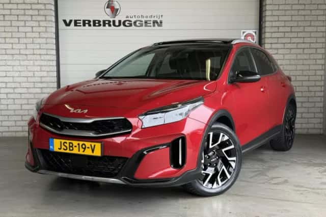 Kia XCeed (2026) thumbnail 1