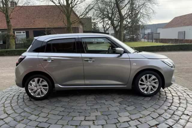 Suzuki Swift (2026) thumbnail 6