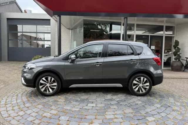 Suzuki S-Cross (2026) thumbnail 4