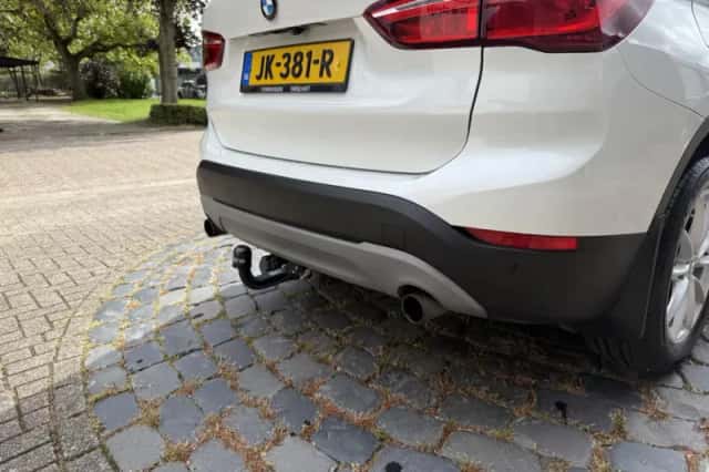 BMW X1 (2016) thumbnail 6
