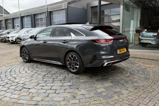 Kia ProCeed (2026) thumbnail 5