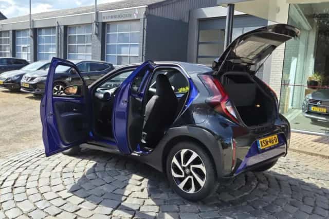 Toyota Aygo X (2024) thumbnail 4