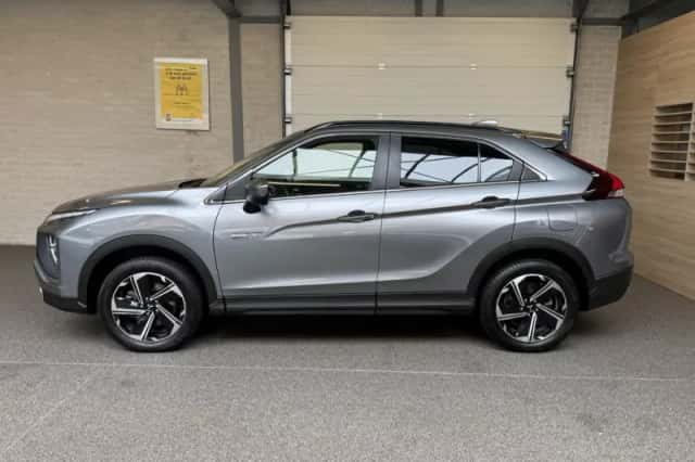 Mitsubishi Eclipse Cross (2026) thumbnail 4