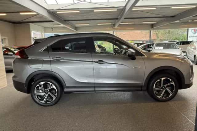 Mitsubishi Eclipse Cross (2026) thumbnail 6