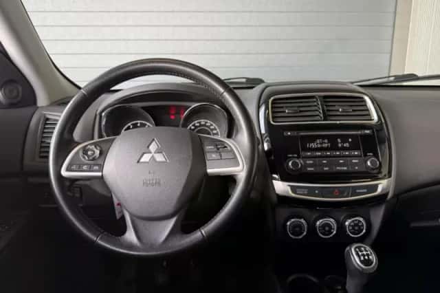 Mitsubishi ASX (2014) thumbnail 3