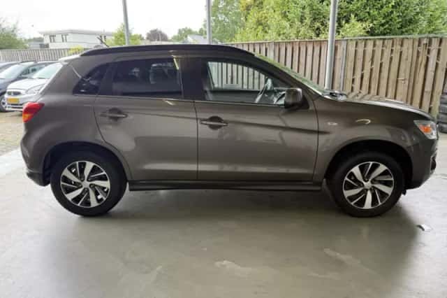 Mitsubishi ASX (2014) thumbnail 6