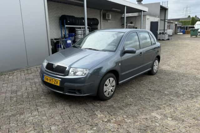 Škoda Fabia (2005) thumbnail 1