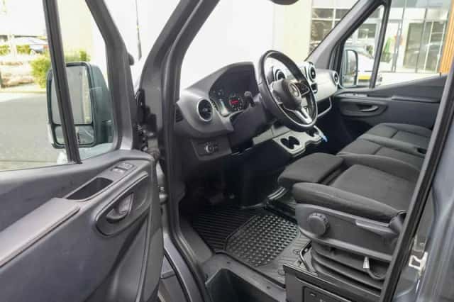 Mercedes-Benz Sprinter (2018) thumbnail 5