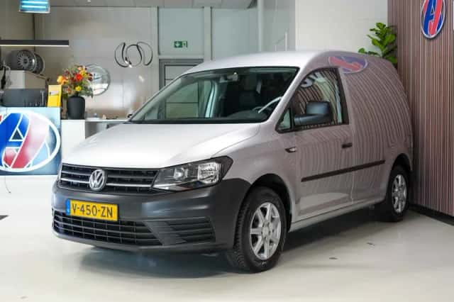 Volkswagen Caddy (2019) thumbnail 3