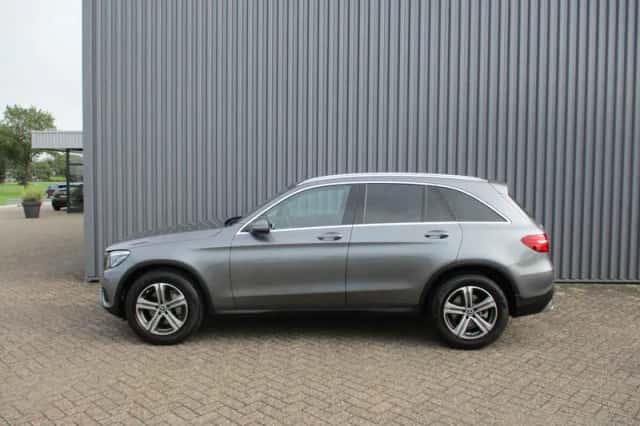 Mercedes-Benz GLC-Klasse (2018) thumbnail 2