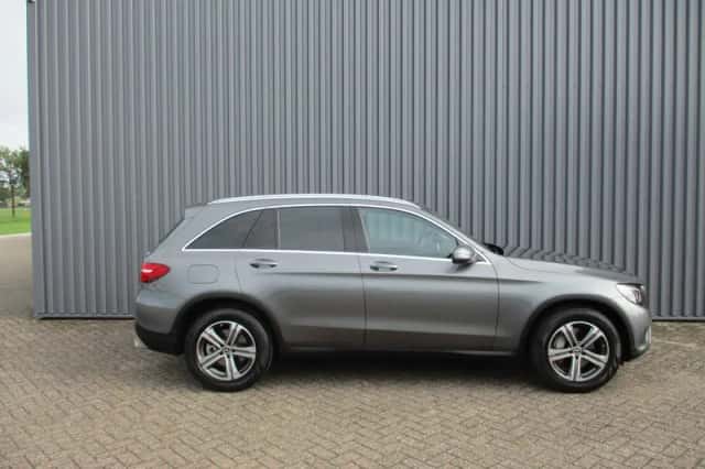 Mercedes-Benz GLC-Klasse (2018) thumbnail 3