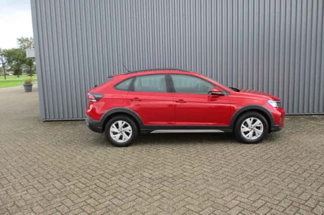 Volkswagen Taigo (2022) thumbnail 3