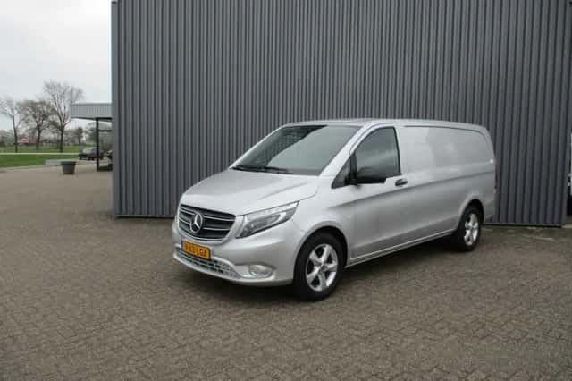 Mercedes-Benz Vito (2020) thumbnail 1