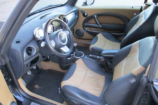 MINI Cooper (2007) thumbnail 5