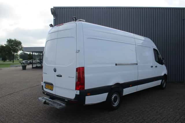Mercedes-Benz Sprinter (2019) thumbnail 4