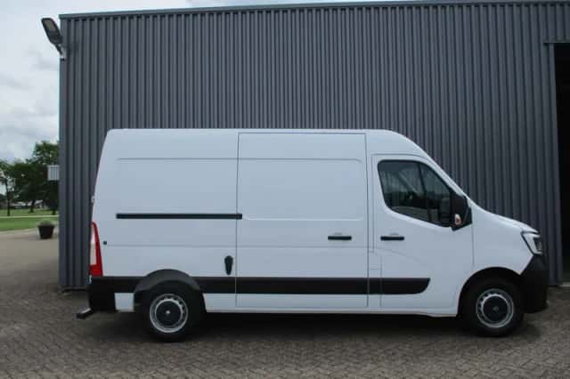 Renault Master (2020) thumbnail 3