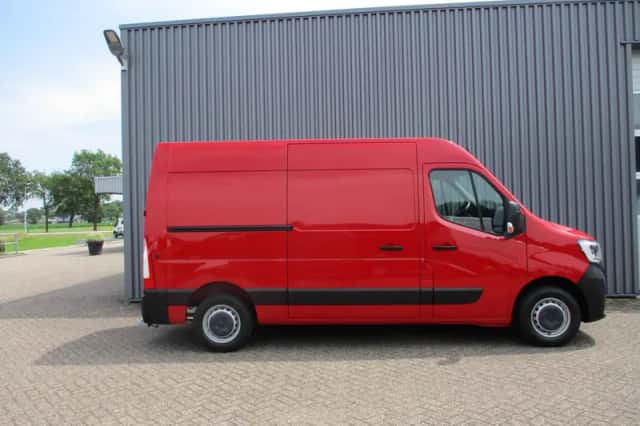 Renault Master (2021) thumbnail 3