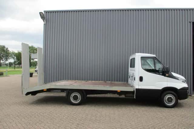 Iveco Daily (2017) thumbnail 3