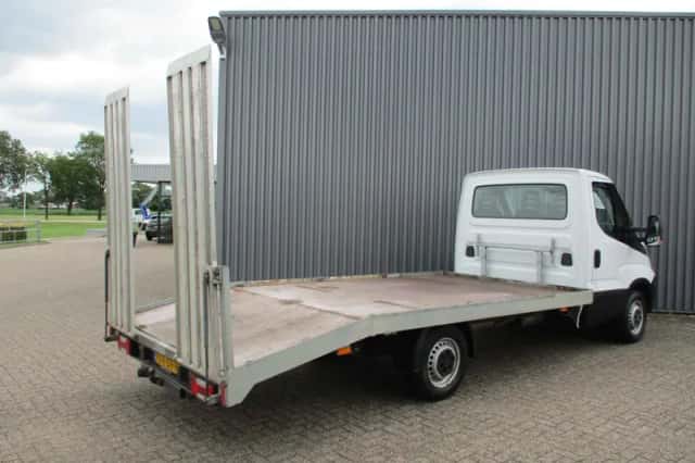 Iveco Daily (2017) thumbnail 4