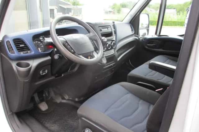 Iveco Daily (2017) thumbnail 5