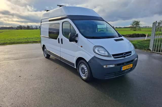 Opel Vivaro (2005) thumbnail 2