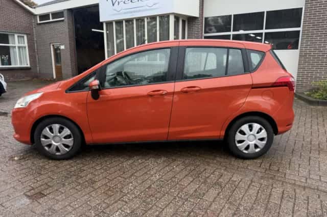 Ford B-Max (2014) thumbnail 2