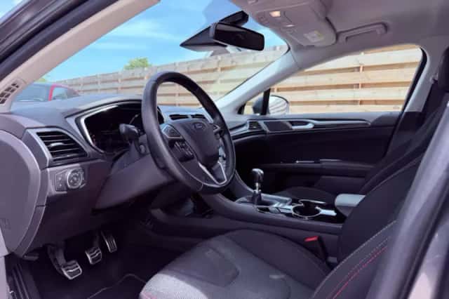 Ford Mondeo (2017) thumbnail 3