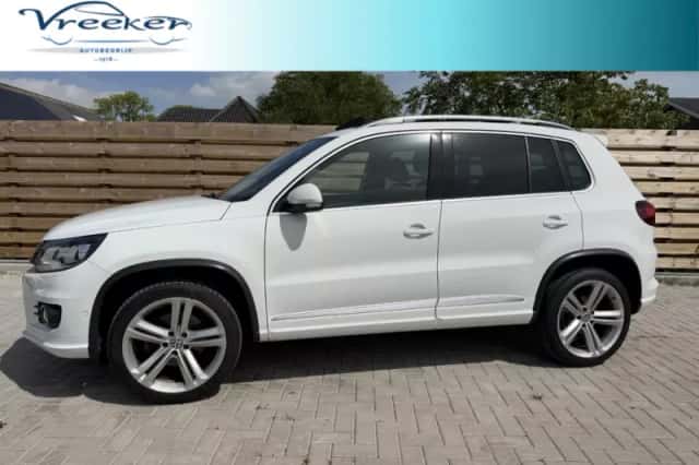 Volkswagen Tiguan (2014) thumbnail 1