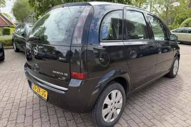 Opel Meriva (2008) thumbnail 5