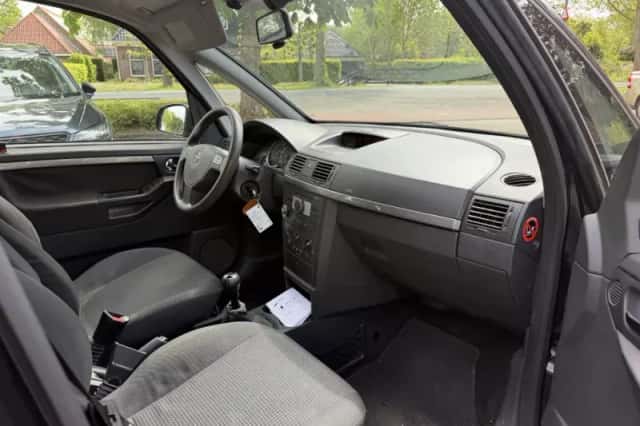 Opel Meriva (2008) thumbnail 6