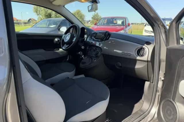 Fiat 500 (2020) thumbnail 2