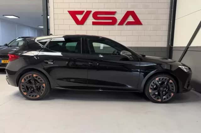 CUPRA Leon (2021) thumbnail 6