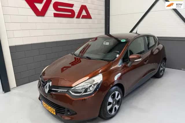 Renault Clio (2014) thumbnail 1