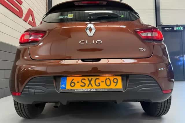 Renault Clio (2014) thumbnail 3