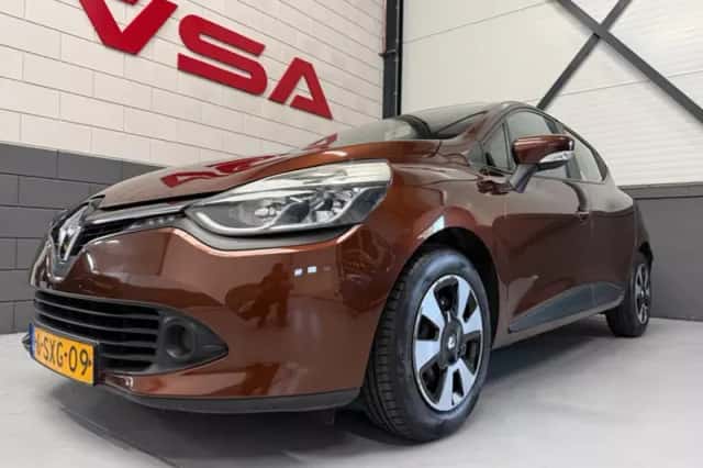 Renault Clio (2014) thumbnail 6