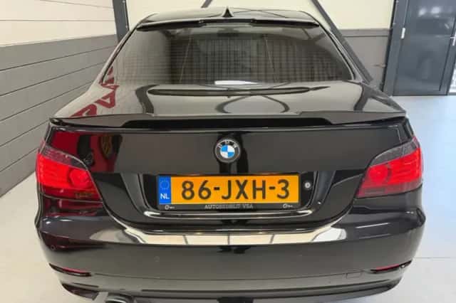 BMW 5-Serie (2009) thumbnail 3