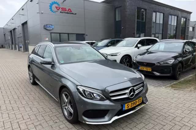Mercedes-Benz C-Klasse (2016) thumbnail 1