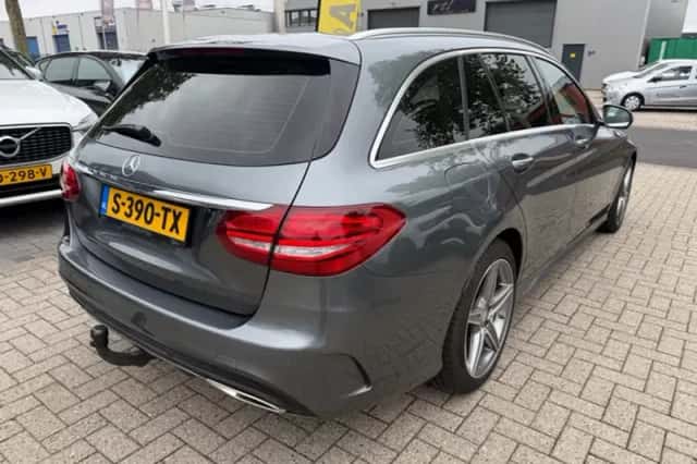 Mercedes-Benz C-Klasse (2016) thumbnail 6
