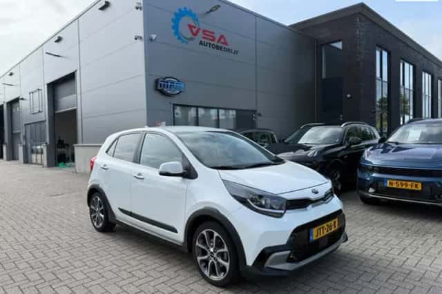 Kia Picanto (2021) thumbnail 1