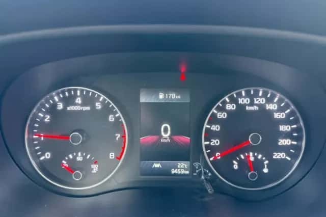 Kia Picanto (2021) thumbnail 6