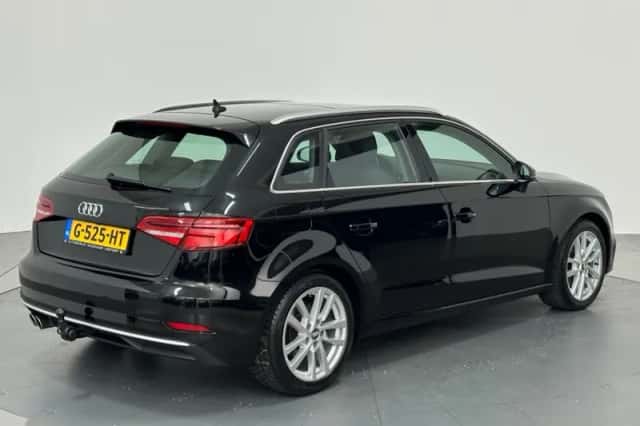 Audi A3 (2019) thumbnail 3