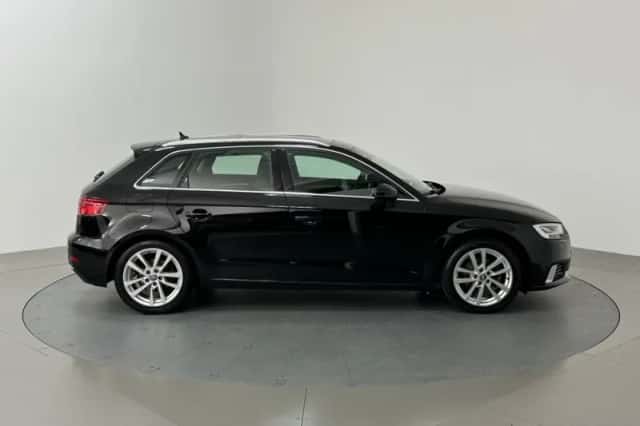 Audi A3 (2019) thumbnail 4