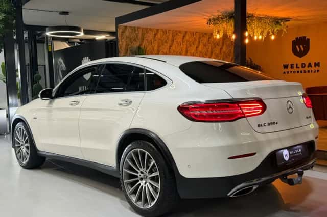 Mercedes-Benz GLC-Klasse (2017) thumbnail 2