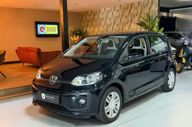Volkswagen Up! (2019) thumbnail 5